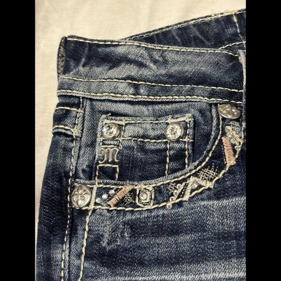 NWT. Miss Me Signature Cropped Embellished Rhinestone Jeans Sz 24” JE8667C Sexy - Picture 10 of 10